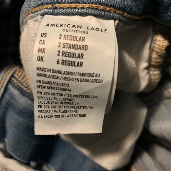 American Eagle Blue Jeans - Picture 3 of 3